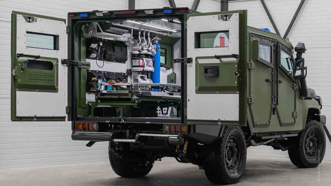Gepanzerte MEDIGUARD-Krankenwagen. Facebook @deutschebotschaftkyjiw