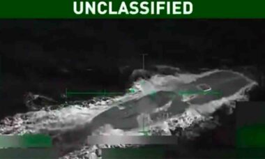 Submarino de drogas destruído por ataque dos EUA. Foto: DOW Rapid Response