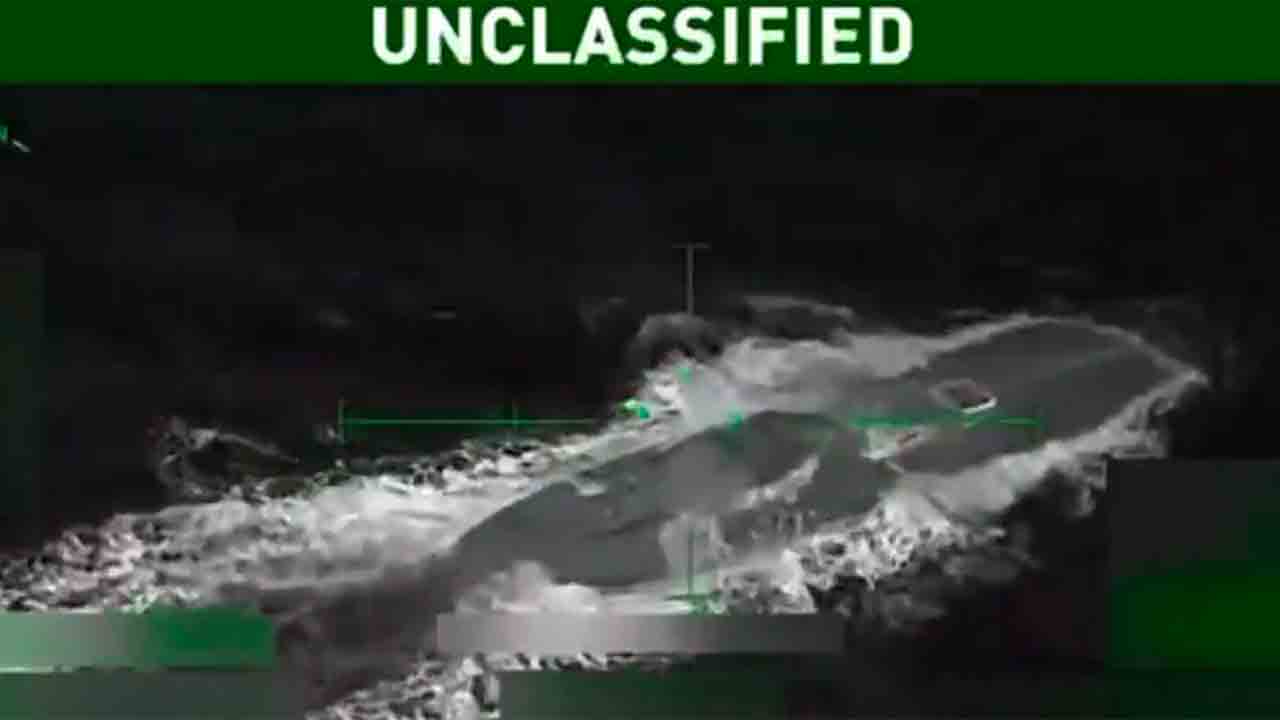 Narkotikau-båt ødelagt av amerikansk angrep. Foto: DOW Rapid Response