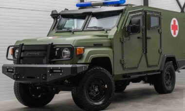 Ambulâncias blindadas MEDIGUARD. Facebook @deutschebotschaftkyjiw