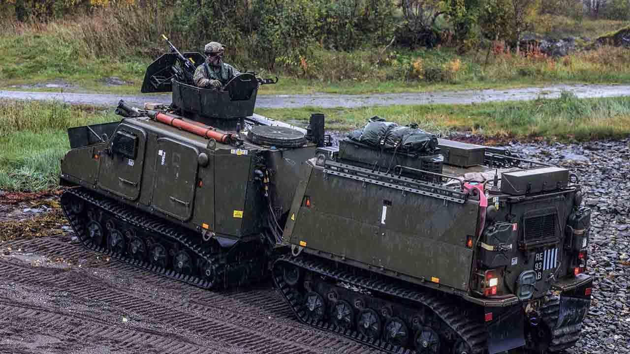 Storbritannia og Norge gjennomfører en enestående amfibieoperasjon i Arktis. Foto: Royal Navy