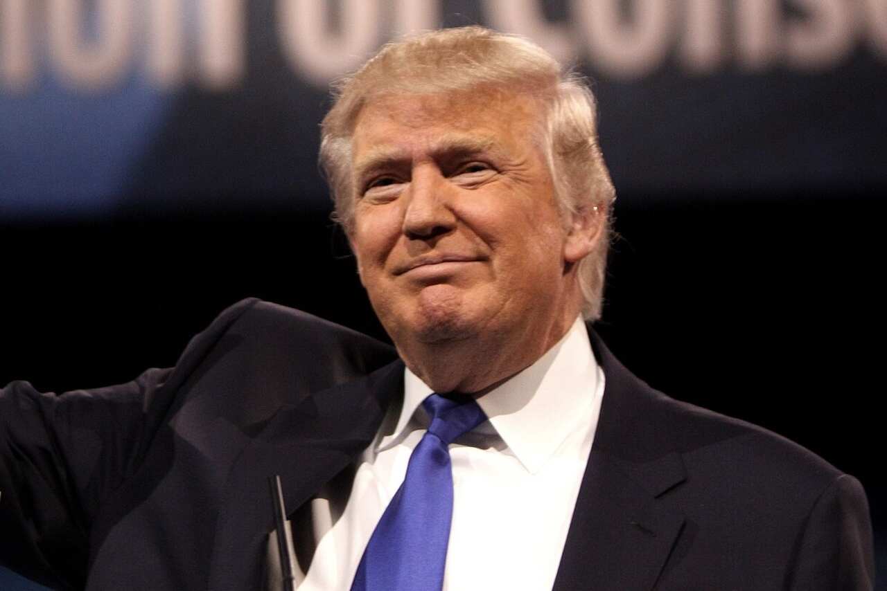 Trump annuncia l'acquisto di 28 bombardieri B-2 in mezzo alle preoccupazioni per la Terza Guerra Mondiale