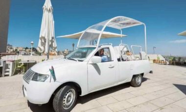 Papamóvel dado por Francisco a Gaza pode ter destino definido com o fim dos conflitos em Israel