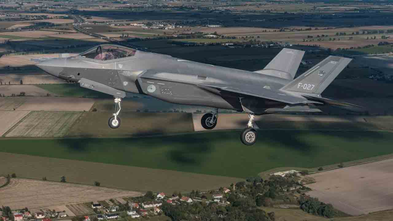 F-35A de la Real Fuerza Aérea de los Países Bajos muestra marca de derribo. Foto: Defensie.nl