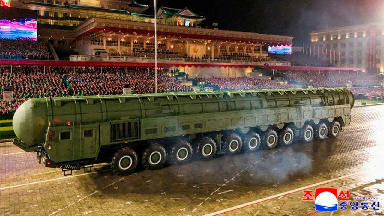 New North Korean Hwasong-20 intercontinental missile presented in Pyongyang. Photo: KCNA