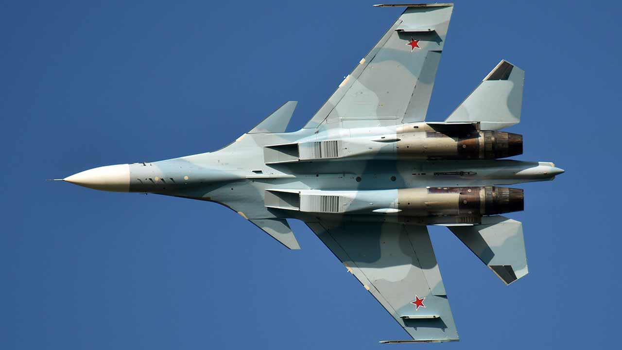 Caça russo Su-30SM, modelo idêntico ao abatido sobre a Crimeia. Foto: Wikimedia Commons