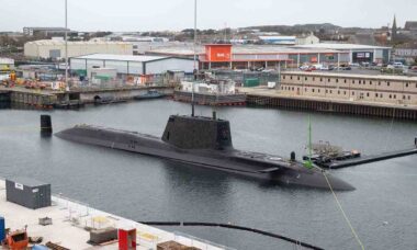 HMS Agamemnon. Foto: Royal Navy