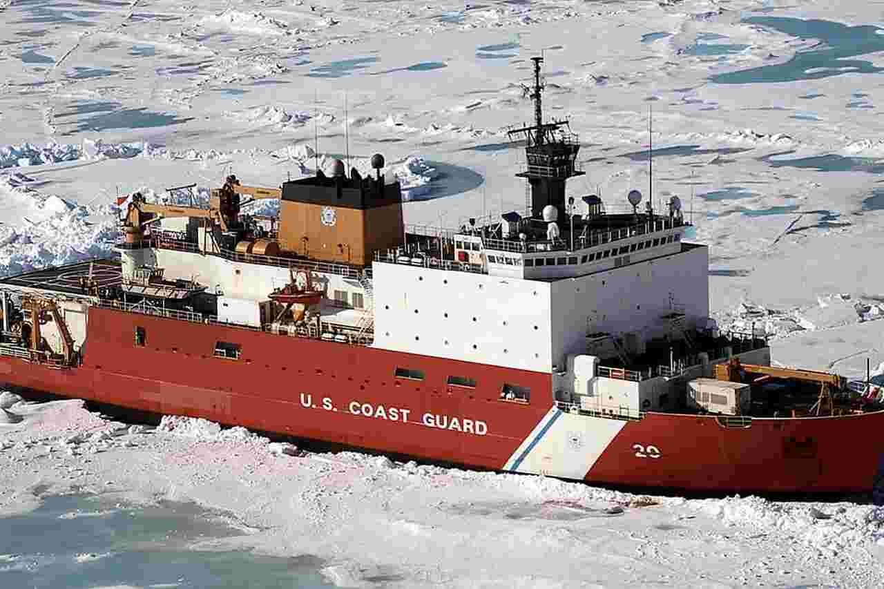 USA inngår partnerskap med Finland for å bygge isbrytere for å beskytte Arktis