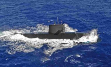 Japão irá equipar seus submarinos com mísseis de cruzeiro de longo alcance