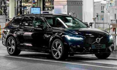 Volvo se despede da perua V90 com anúncio de fim da produção na Europa