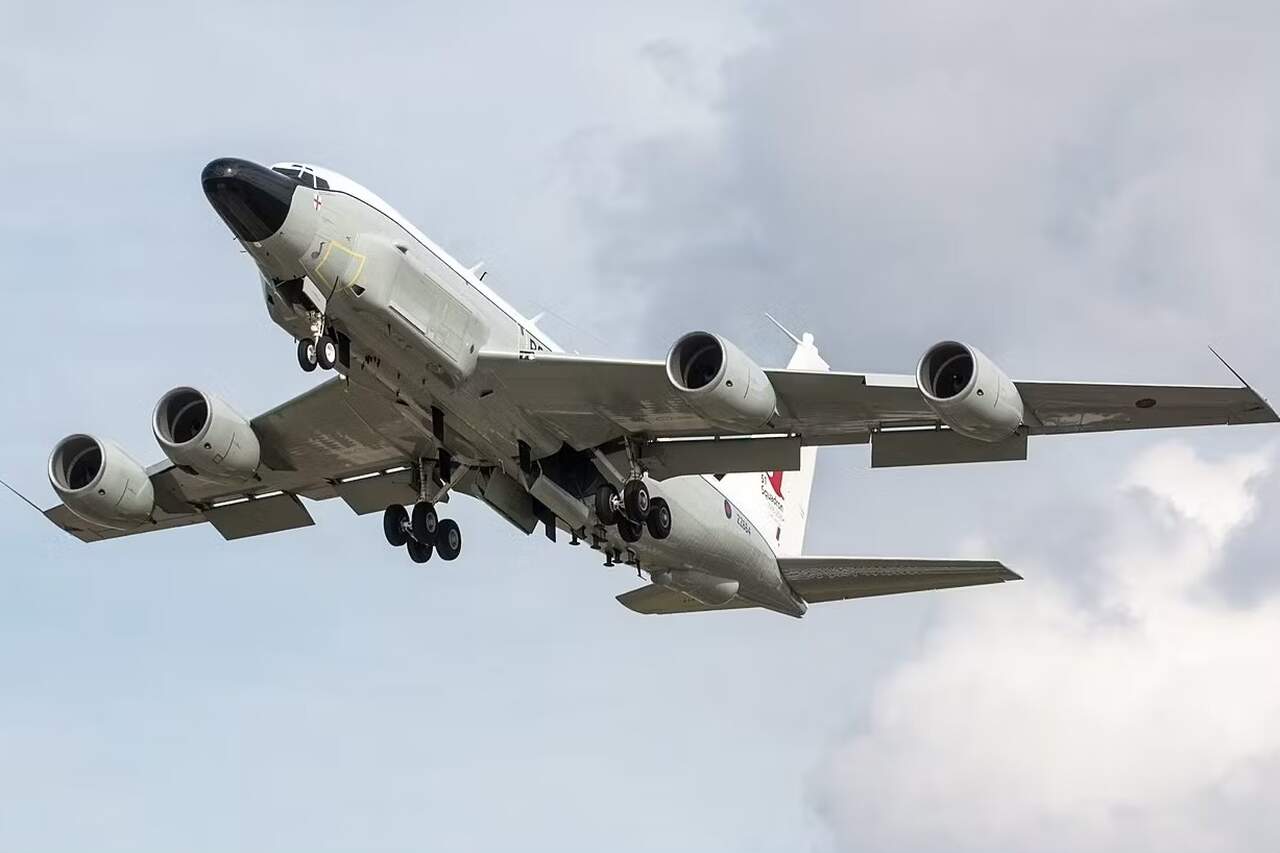 Avião espião britânico faz patrulha em território da Rússia