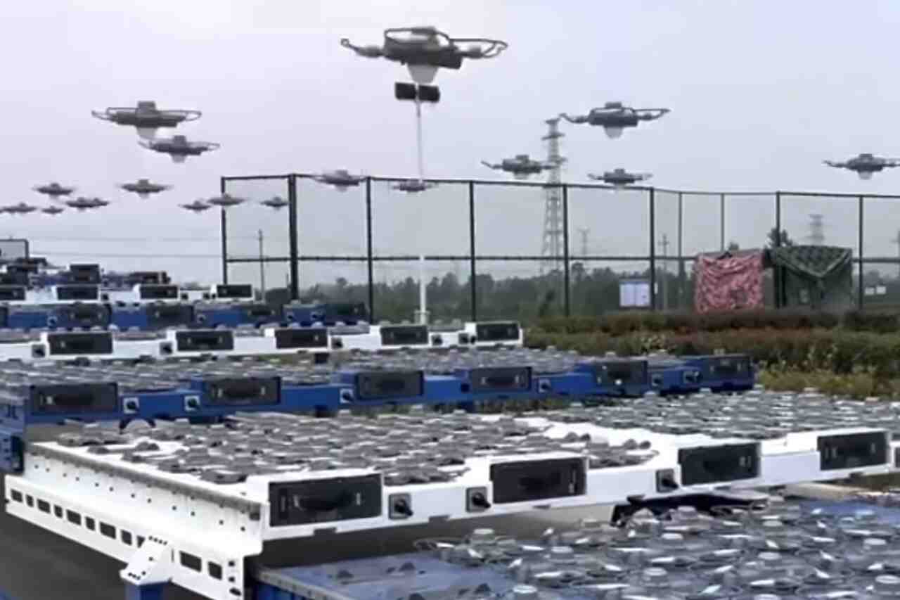 Lysshow i Kina vekker bekymring over sverm-droneteknologi