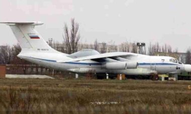 Ucrânia destrói 2 aeronaves raras da Rússia em ataque à fábrica da Beriev