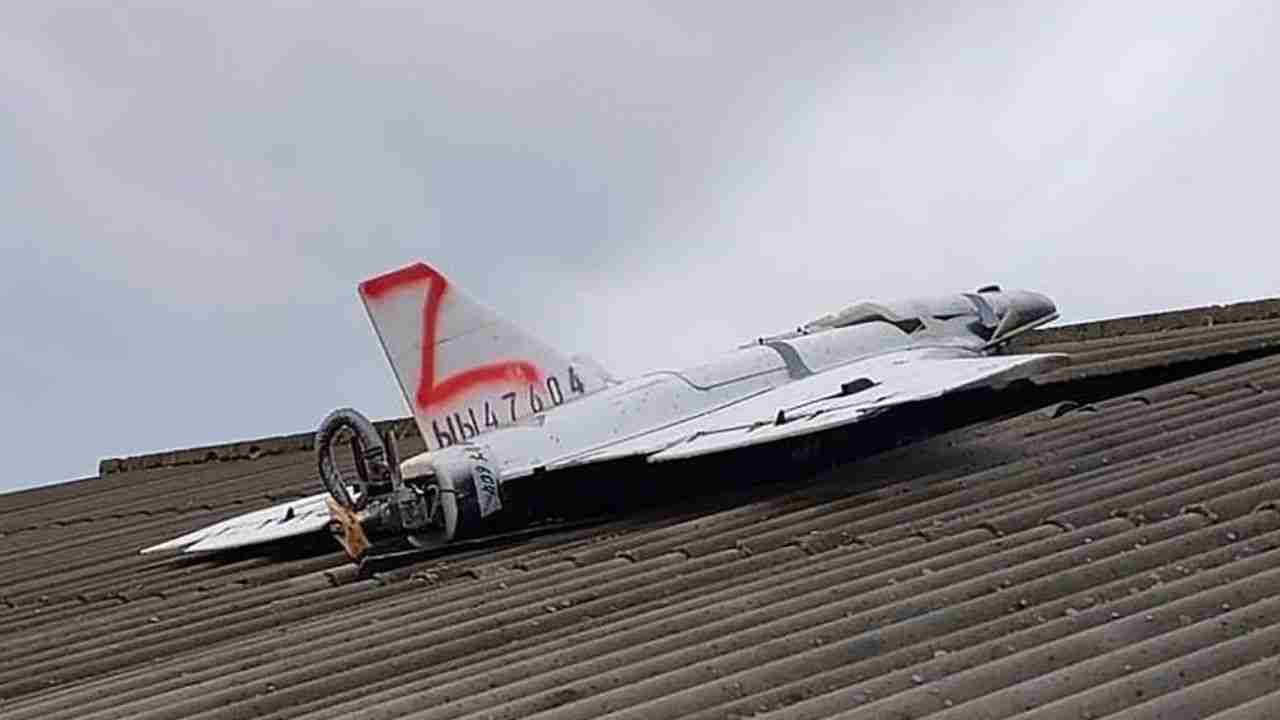 Drone russo cai na Moldávia após nova violação aérea durante ataque à Ucrânia