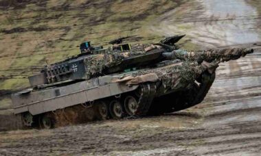 Alemanha oferece tanques Leopard 2A6 e veículos Marder ao Brasil para modernização do Exército
