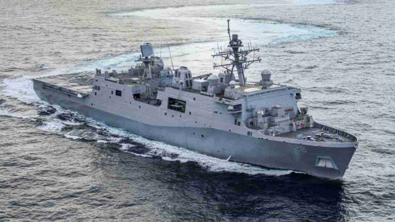 USS Fort Lauderdale、米国の新しい軍事動きでカリブ海に戻る