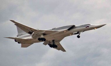 Rússia desloca 16 Tu-22M3 para perto da Ucrânia e aumenta risco de ataque