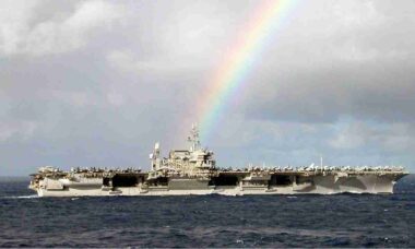 Marinha dos EUA cancela fragatas Constellation e redireciona recursos para novos navios
