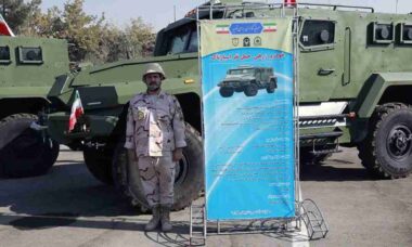 Irã recebe 14 Spartak russos para reforçar segurança na fronteira de alto risco