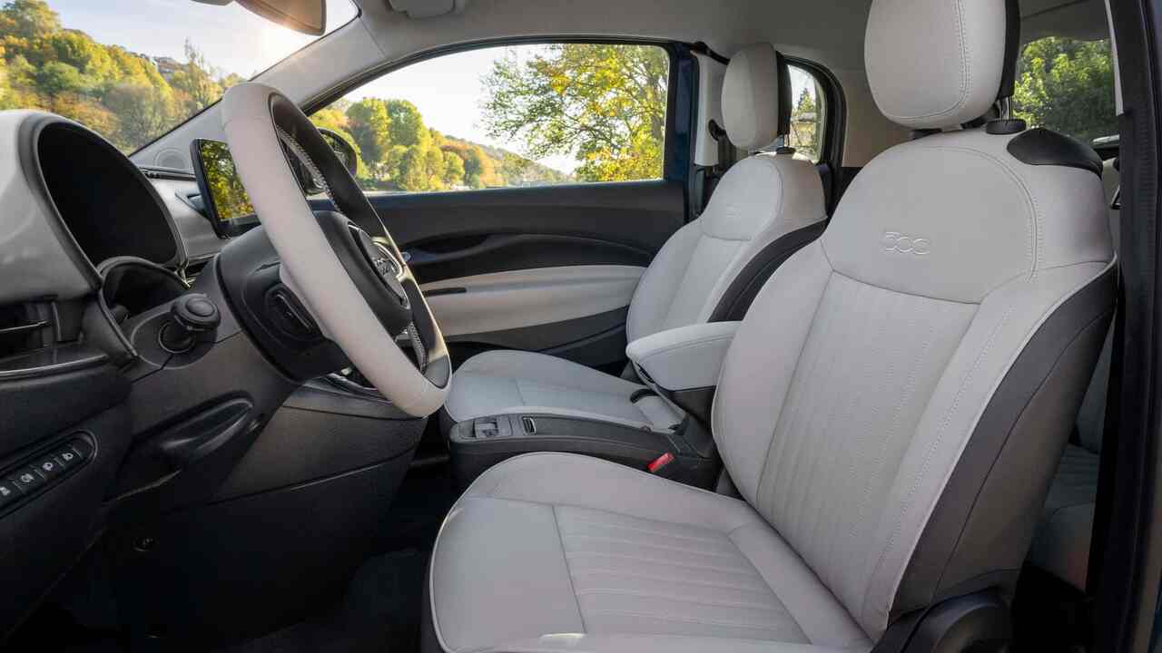 Neuer Fiat 500 mit Verbrennungsmotor wurde nicht für Eilige gemacht