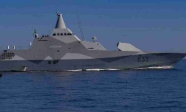 Suécia prepara compra de fragatas suecas para ampliar poder naval até 2035