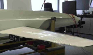 Alemanha testa asa morfável que muda de forma em voo para aumentar eficiência dos drones