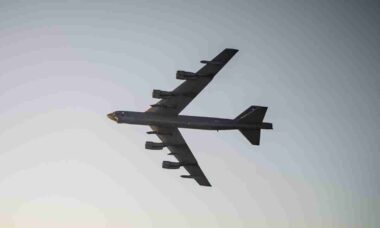 EUA enviam bombardeiros B-52 à Espanha e B-1B ao Japão em novas missões estratégicas