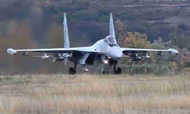 Su-35S recebem mísseis antirradar e ampliam o alcance das operações russas