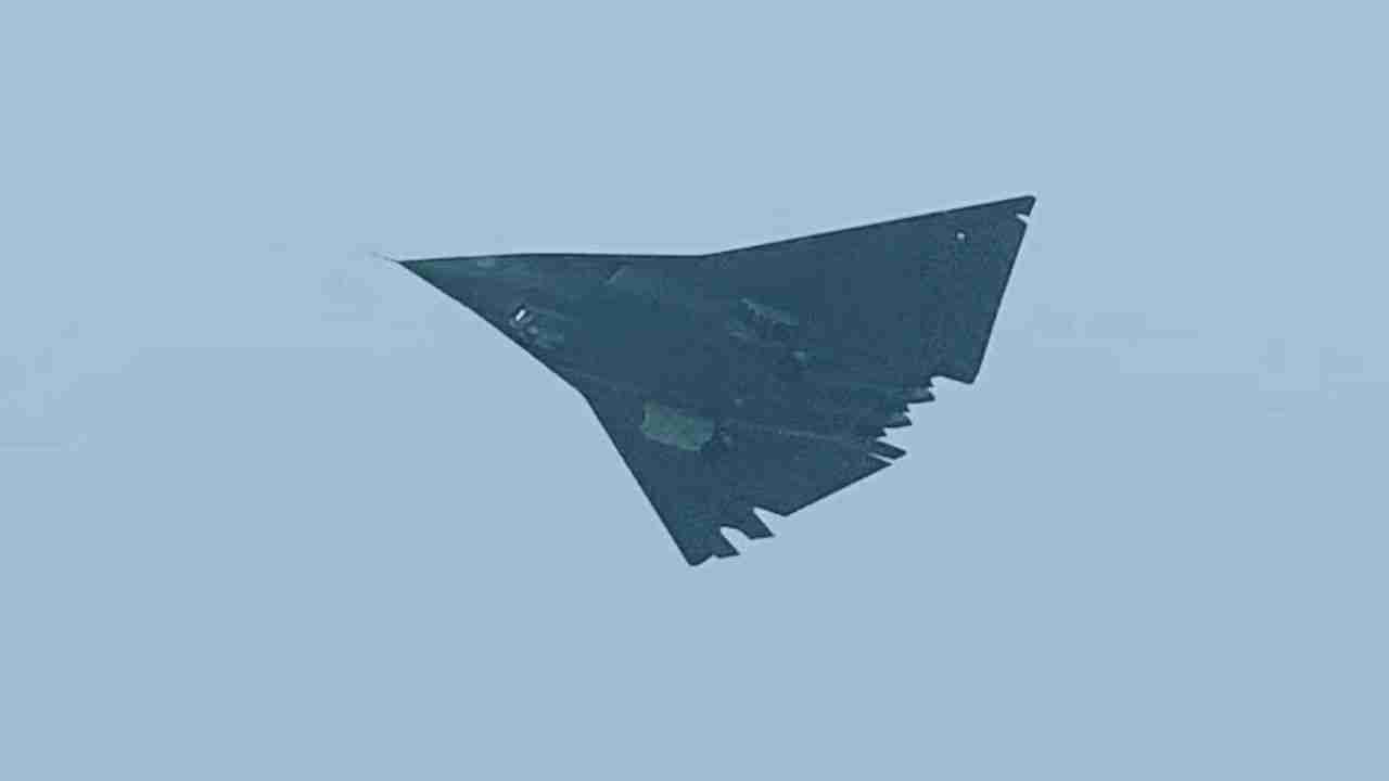 Den anden prototype af den kinesiske J-36 jager viser fremskridt i design og manøvredygtighed