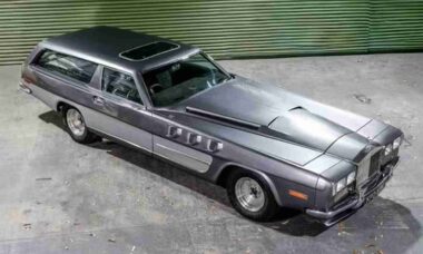 Rolls-Royce Merlin com motor V-12 de 27 litros vai a leilão no Reino Unido