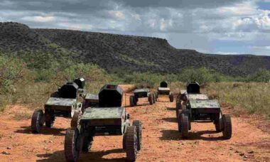 Empresa americana desenvolve robôs destruidores de tanques que atuam em enxames coordenados