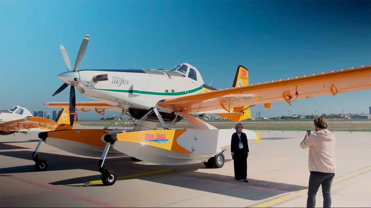 Air Tractor AT-802F. Photo: Wikimedia