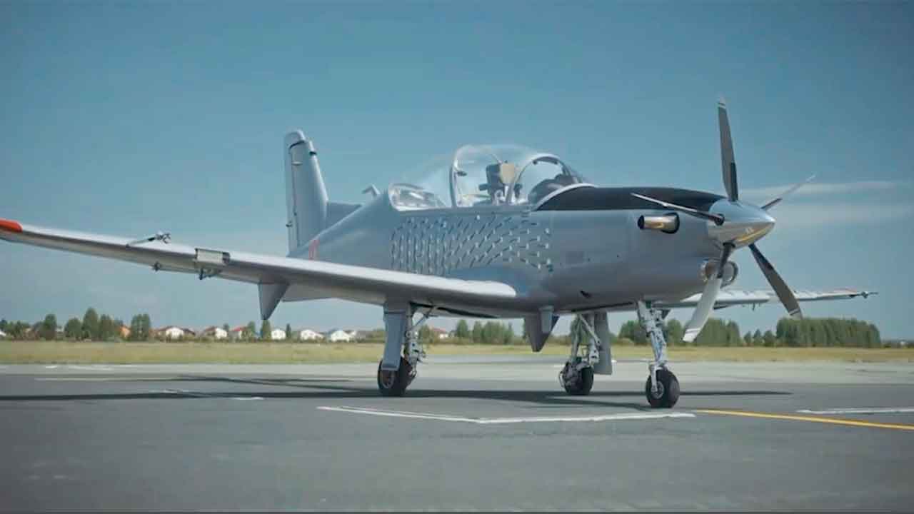 UTS-800. Foto: UZGA