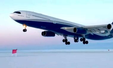 Vídeo mostra como é pousar um Airbus A340 em uma pista de gelo na Antártida. Foto: Hi Fly