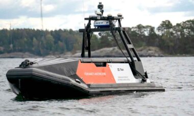 Suécia testa novo barco não tripulado em testes no Mar Báltico (Foto: FMV / Maritime Robotics )