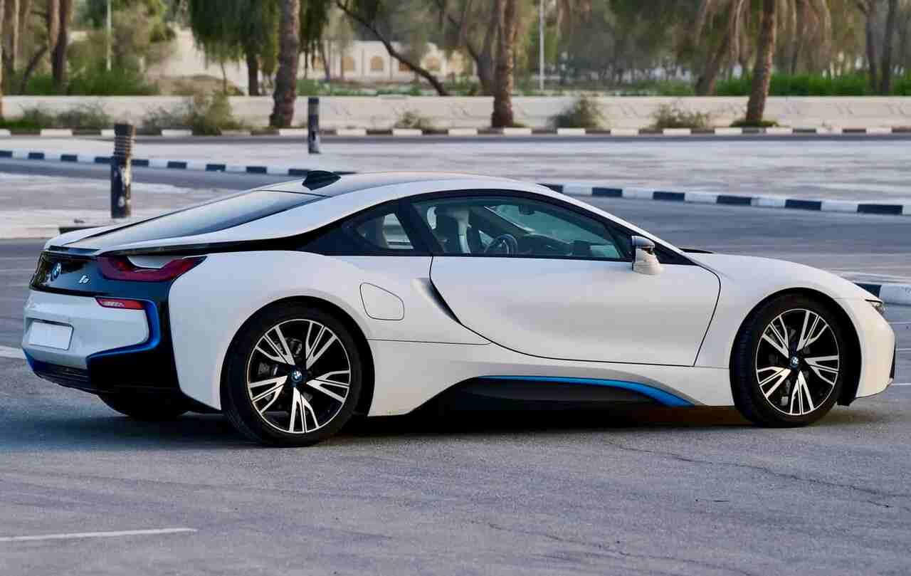 BMW i8 die eigendom was van Diego Maradona gaat onder de hamer