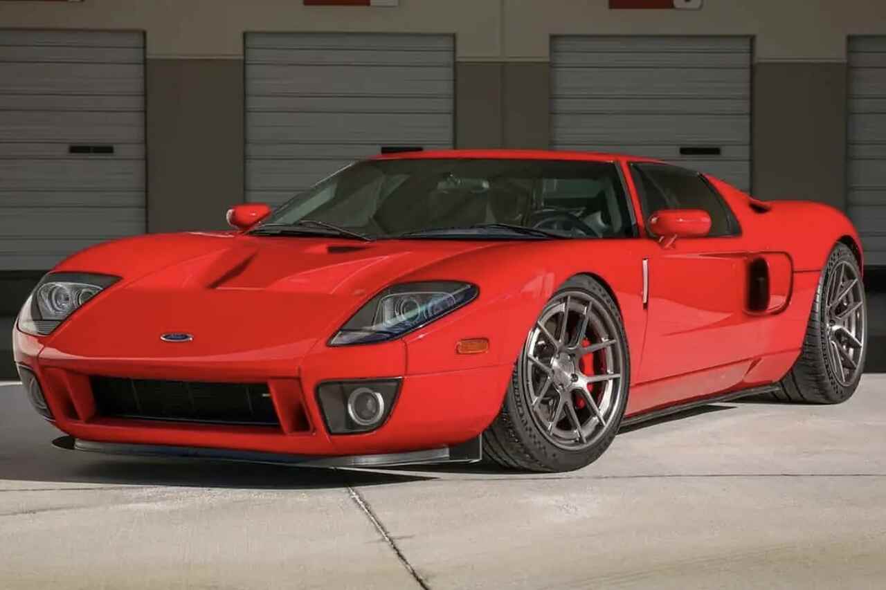 Ford GT 2005 que pertenceu ao ator Paul Walker vai a leilão