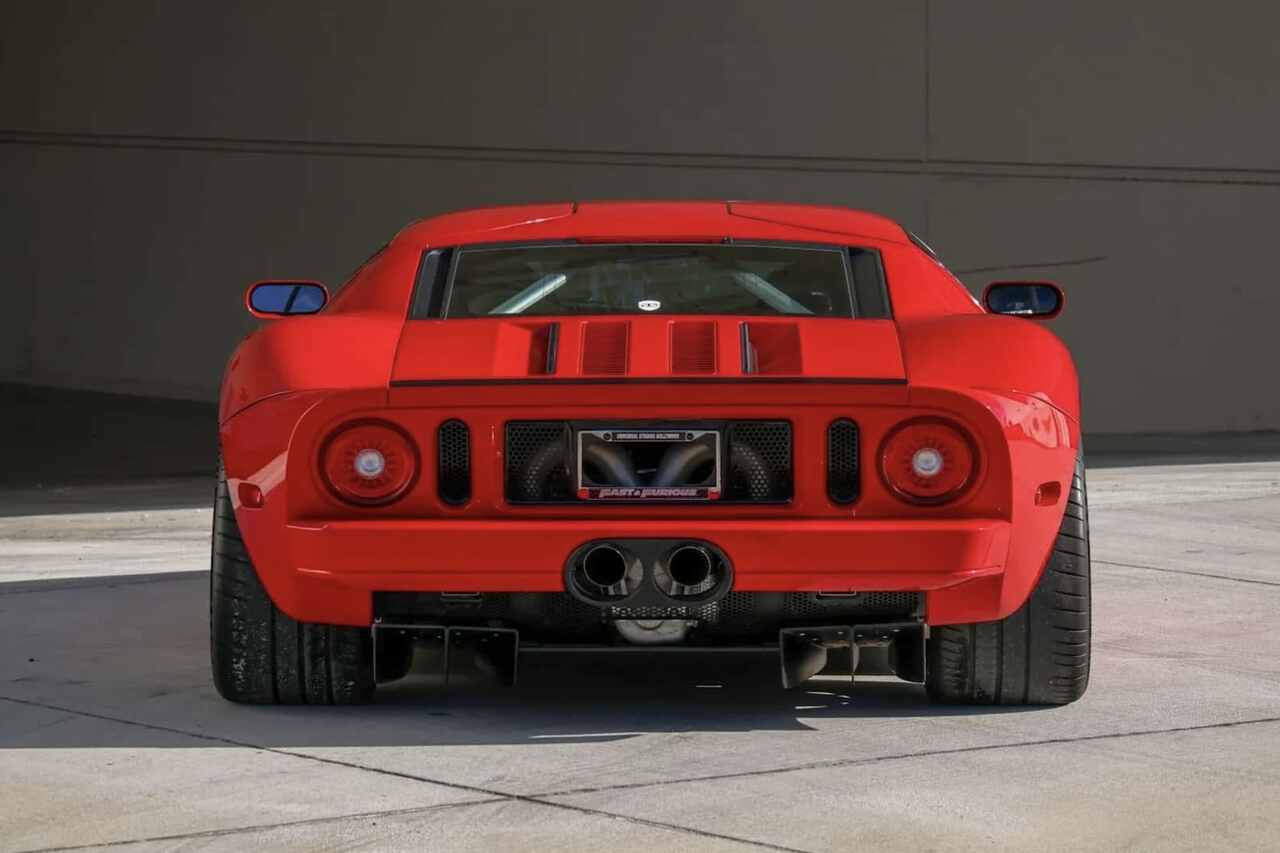 Ford GT 2005 que pertenceu ao ator Paul Walker vai a leilão
