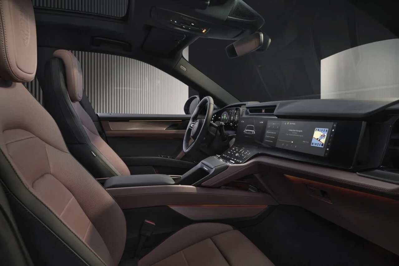 Porsche Cayenne elétrico poderá ser carregado sem fio