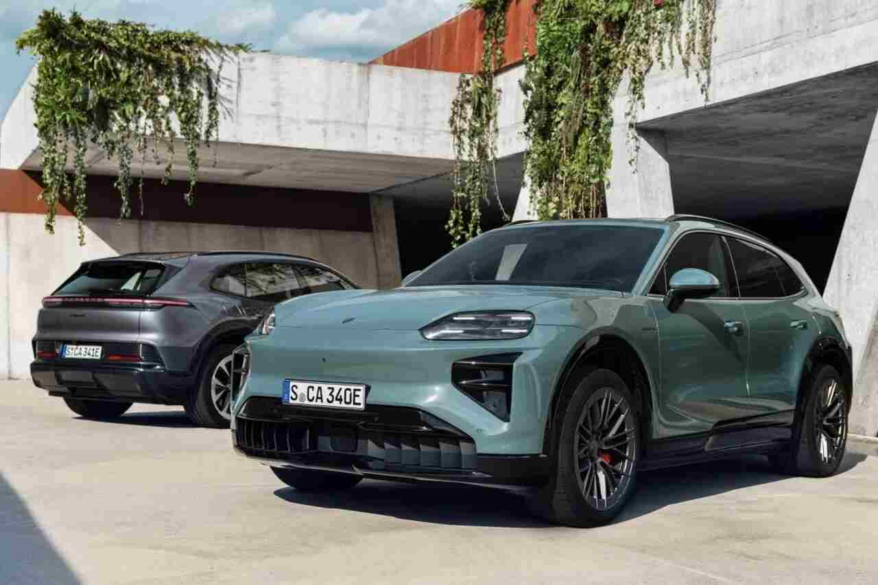 Porsche Cayenne elétrico poderá ser carregado sem fio