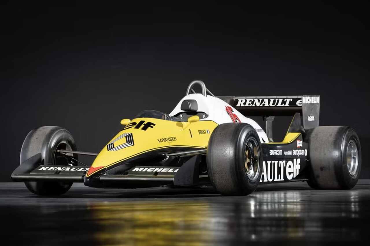 Strange concepts and Renault race cars will be auctioned soon