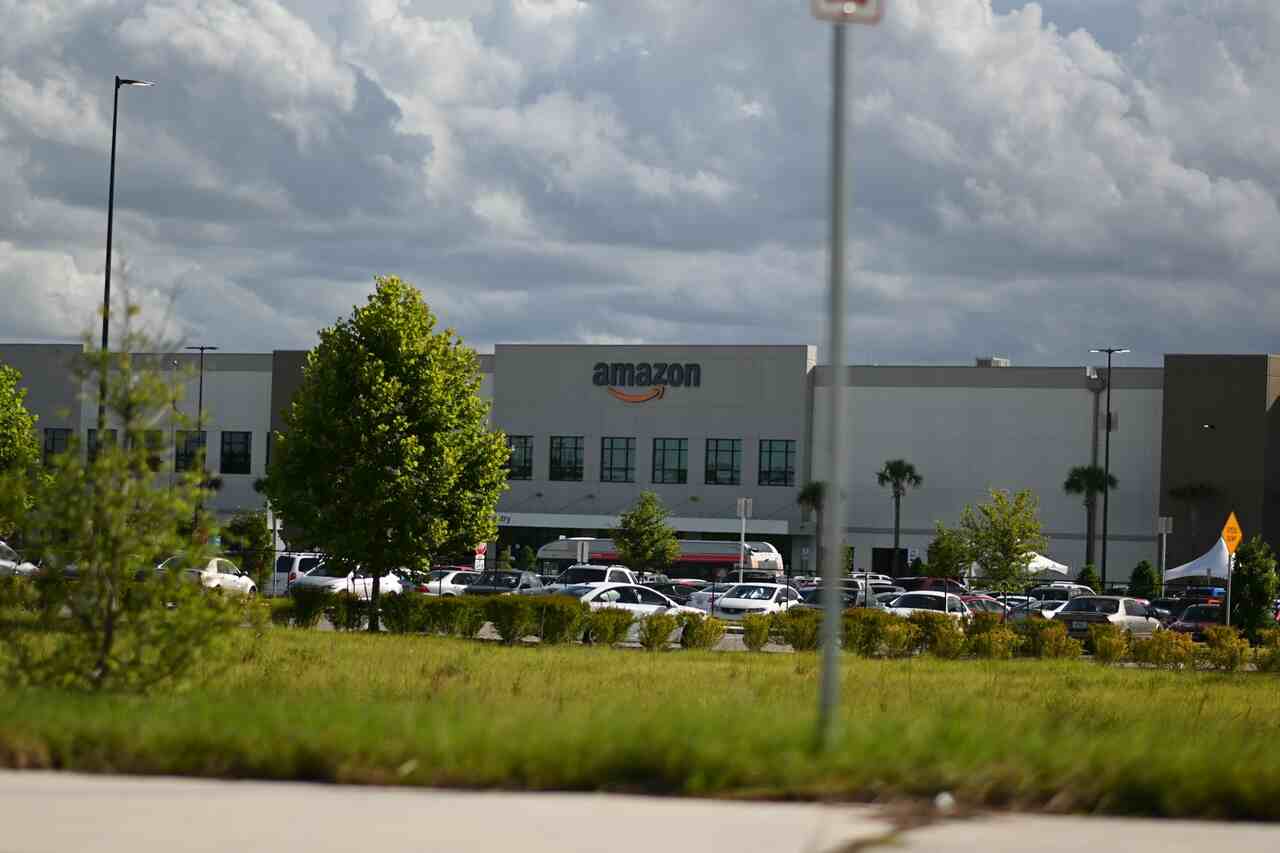 Amazon inicia serviço de venda de Fords usados; entenda