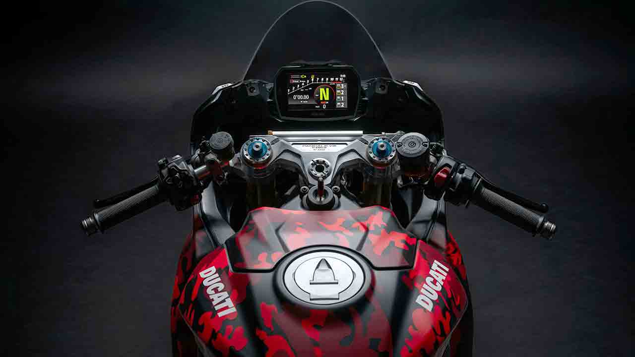 Ducati Panigale V2 FB63