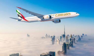 Emirates anuncia pedido de 65 Boeing 777X no valor de US$ 38 bilhões