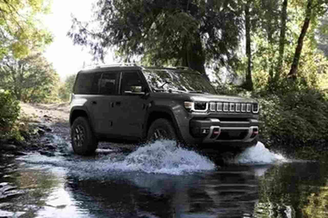 Conheça o Jeep Recon, primeiro carro elétrico da marca focado em off-road pesado