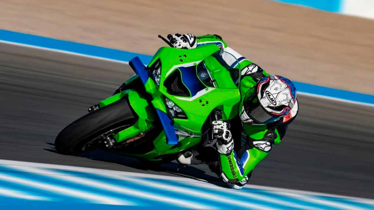 カワサキ、2026年型ニンジャZX-10Rを発表 ― フルパフォーマンス