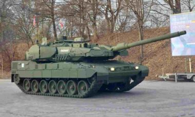 Alemanha apresenta primeiro tanque projetado do zero em 30 anos