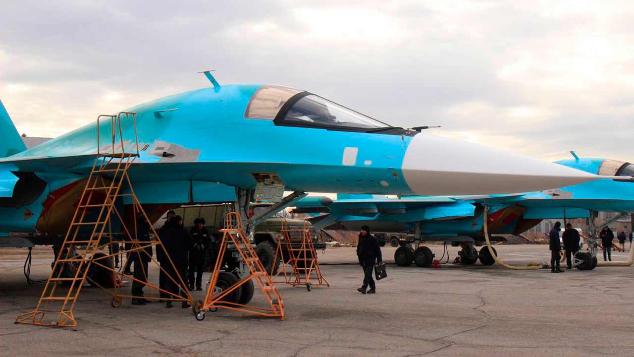 Su-34 전폭기. 사진: UAC