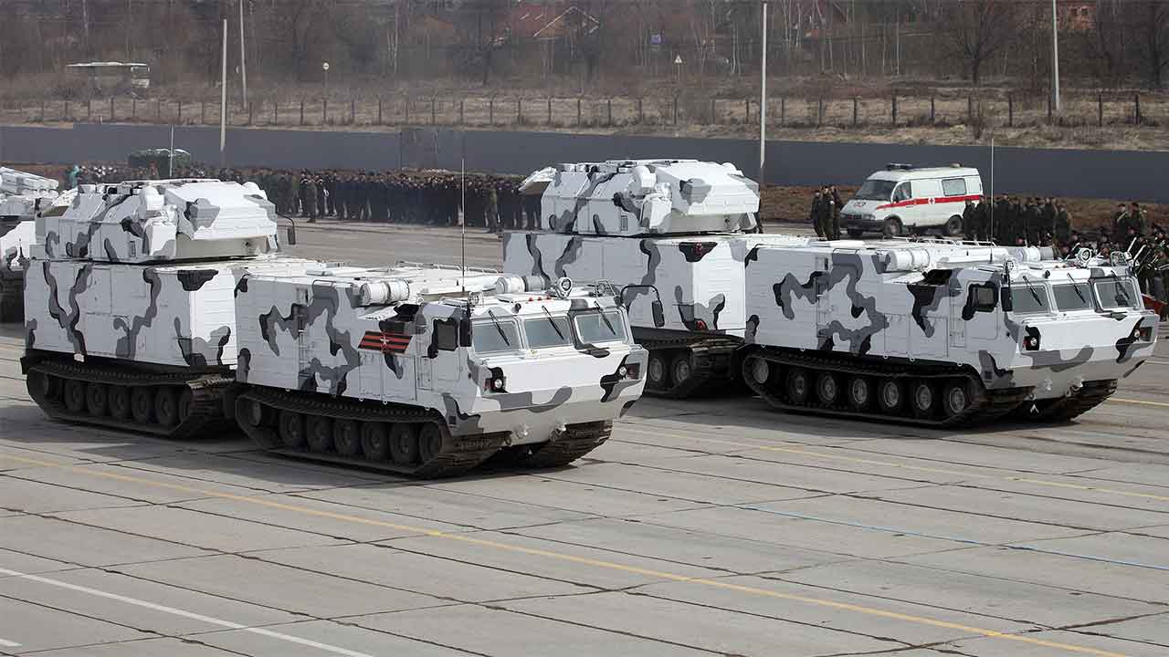 Tor-M2DT. Foto: Wikimedia