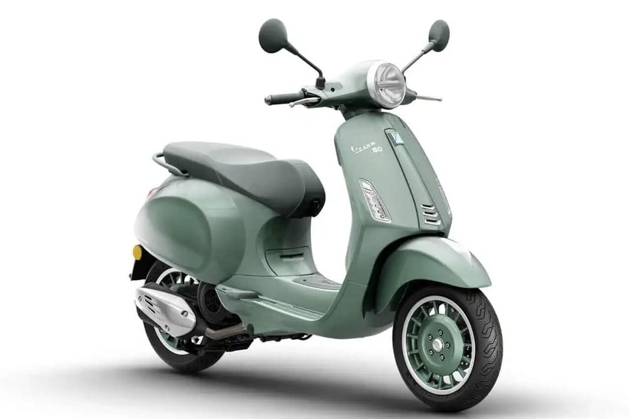Vespa celebra 80 anos com edições especiais das scooters Primavera e GTS